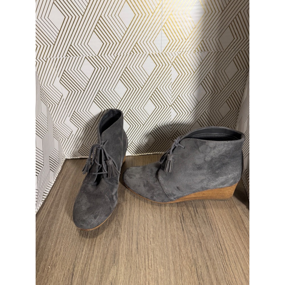 Dr Scholl's Dakota Gray faux Suede Wedge Ankle Boots Tassel Women Size 9
9M